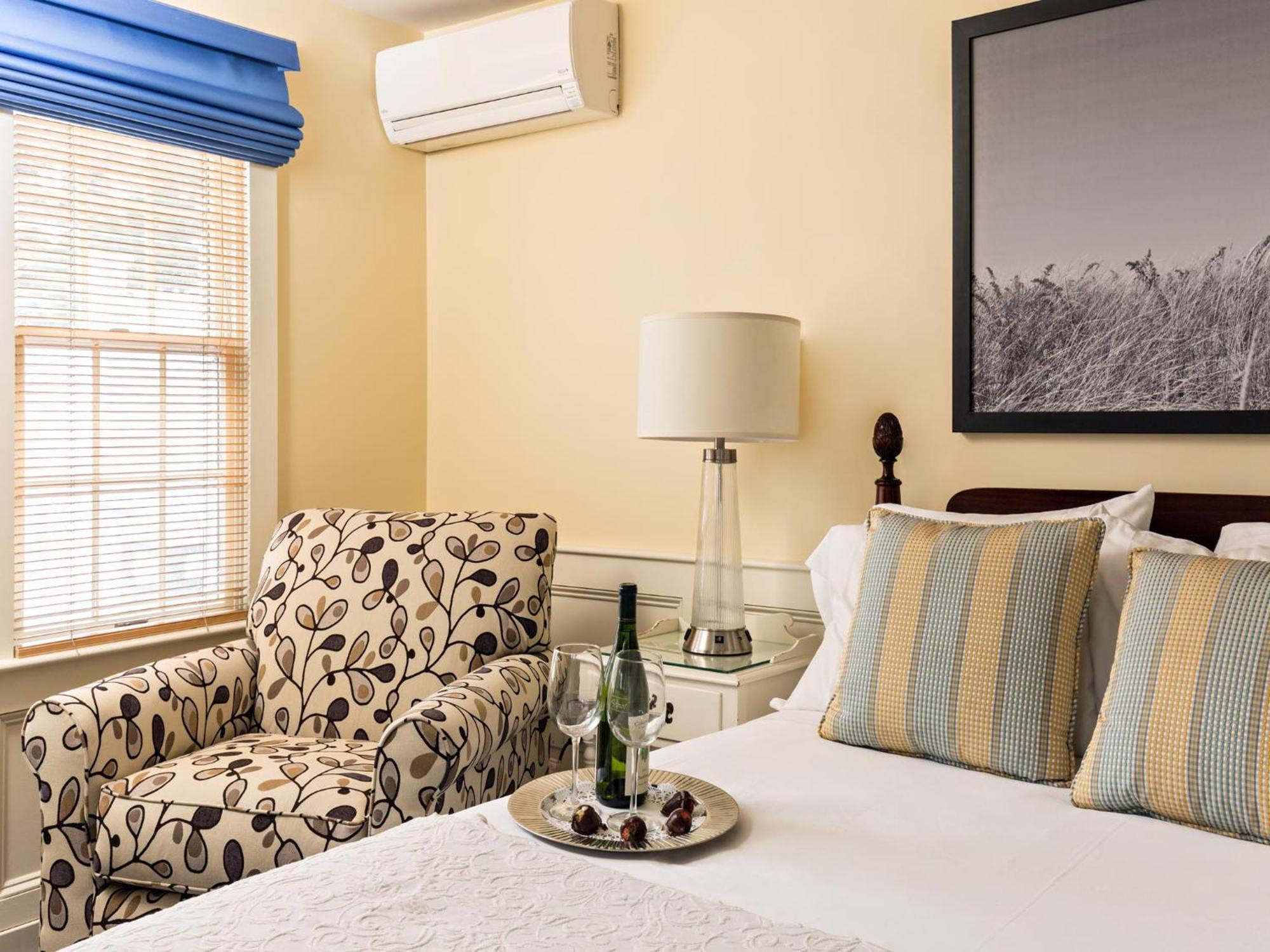 Brass Key Guesthouse Adults Only Провинстаун Стая снимка